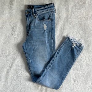 Abercrombie & Fitch Mid Rise Ankle Jean